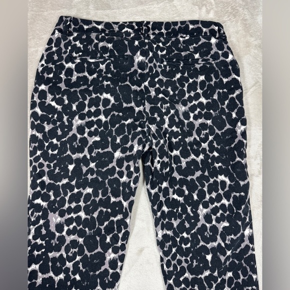 Old Navy Mid Rise Harper Cropped Leopard Animal Print Cotton Blend Pants 4 Reg - Picture 12 of 16
